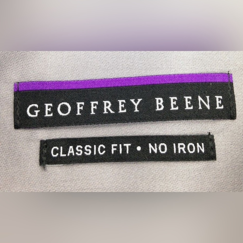 Preowned Geoffrey Beene Size 16 32/33 Size Large Dark Grey Classic Button Up. - Picture 10 of 12